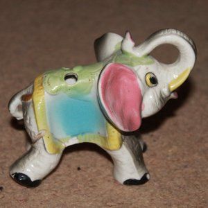 Vintage Chase Hand Painted Ceramic Elephant Salt and Pepper Shaker Holder Japan